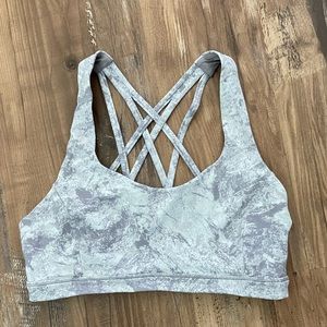 Lululemon Free to Be Serene size 8